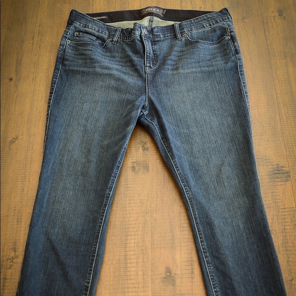 torrid Denim - ✨NWOT✨ Torrid Bombshell Skinny Jeans